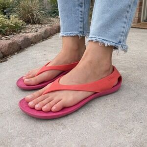 Crocs Y2K Sexi Flip Sandals Women 7 Pink Coral Pink T-Strap Thong Boho Beach